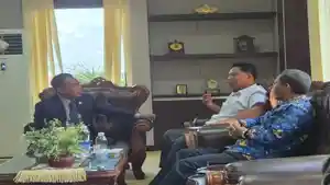 Pembatasan-Kuota-Masuk-SD-dan-SMP-di-Prabumulih-Buat-Wali-Murid-Resah-DPRD-Minta-Penjelasan-Disdik.jpg