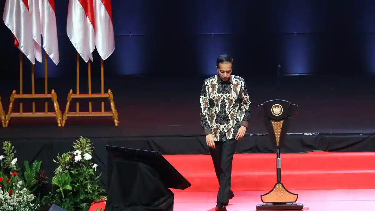 Jokowi Minta Polisi dan Jaksa yang Peras Pengusaha Langsung Dipecat
