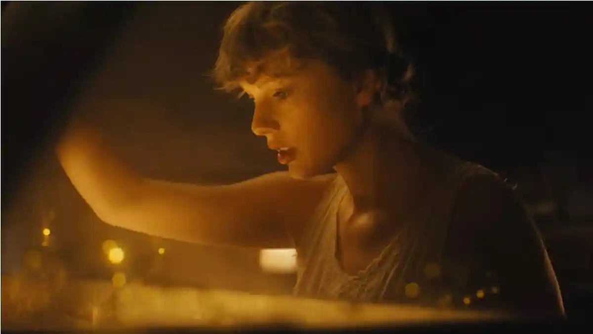 4 Fakta Album 'Folklore' Taylor Swift, Usung Gaya Indie dan Jadi Karya Paling Melankolis