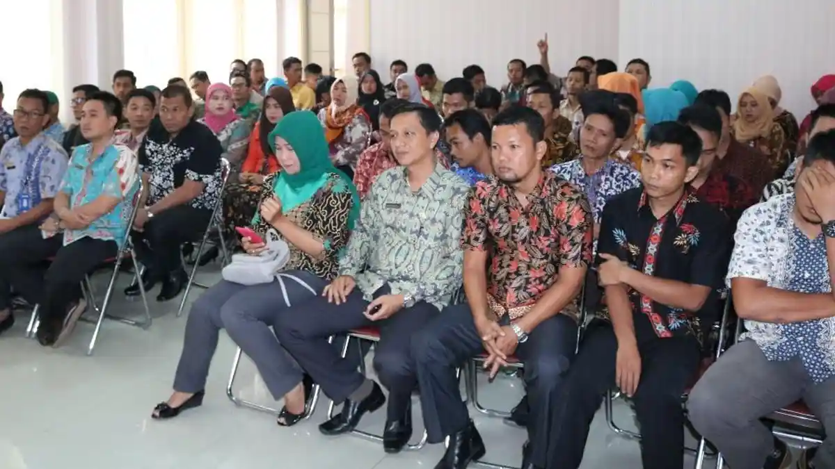 Ini Penyebab Ratusan Tenaga Honorer di Merangin Dirumahkan