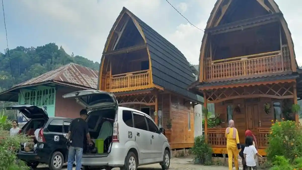 Wisata Danau Ranau, Ramai Dikunjungi Wisatawan, Homestay Mulai Dilirik ...