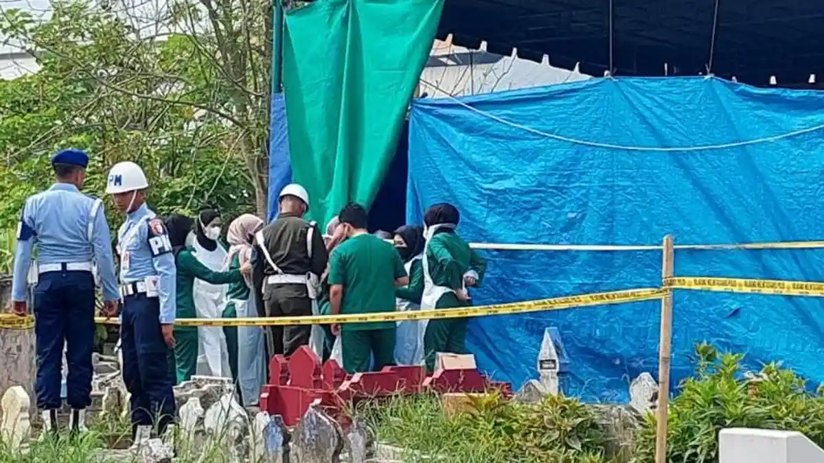 BREAKING NEWS : Jasad Lettu Eko Damara Diekshumasi setelah Disebut-sebut Tewas Akhiri Hidup di Papua