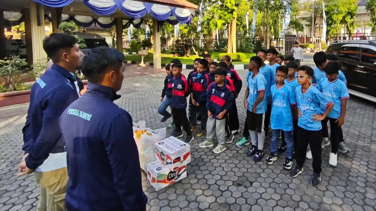 Dua Tim Usia Dini Lamongan Siap Harumkan Jawa Timur di Piala Presiden 2026 - Surya.co.id