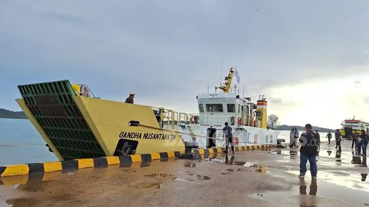 Pelabuhan Sadai untuk Kargo & Penumpang, Pangkalbalam CPO, Belinyu ...