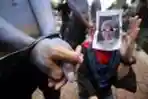 Foros Banten Demo Tuntut KPK Tangkap Atut