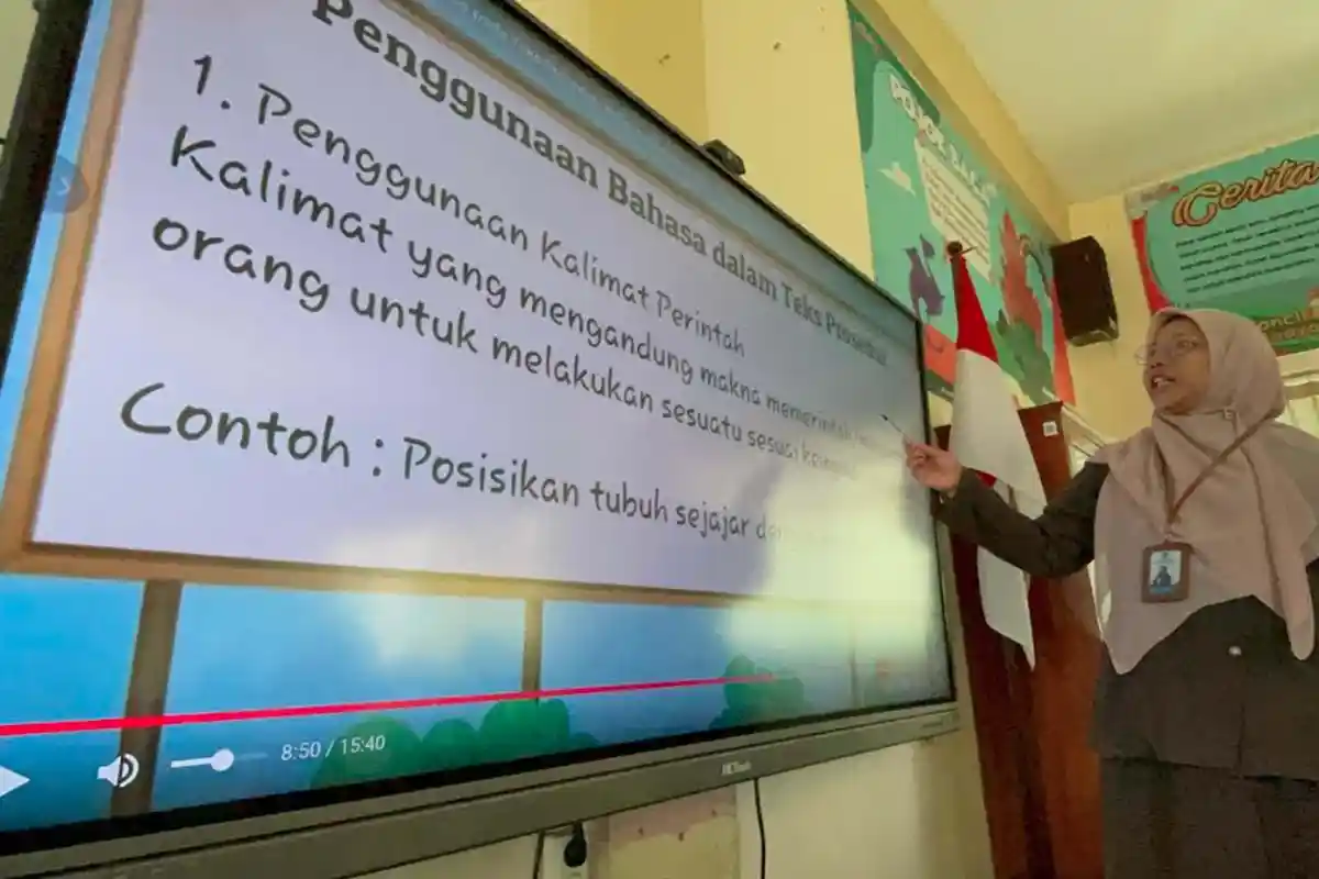 Soroti Program IFP Sekolah, Dosen UMM: Smart Board Akan Efektif Jika Guru dan Infrastruktur Siap