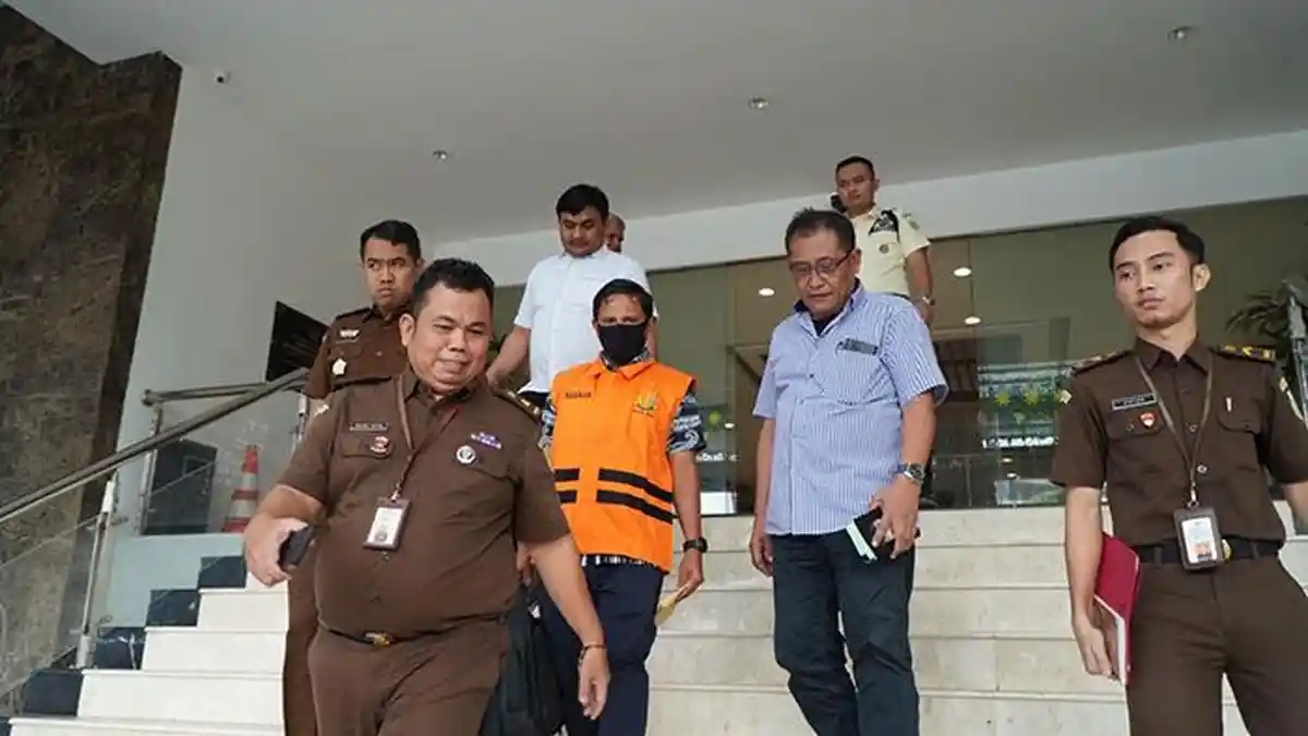 Eks Teller Bank Daerah di Riau Tilap Uang Nasabah dan Kas Rp7 Miliar Lebih Ditahan