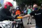 VIRAL! Dari Berbagi Seporsi Nasi, Berujung Jadi Gerakan yang Menginspirasi!
