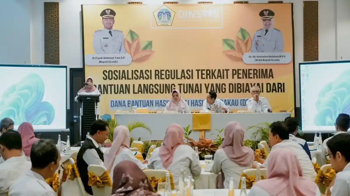 Wabup Gresik Bu Min Buka Sosialisasi Penerima BLT DBHCHT 2024, Komitmen Turunkan Angka Kemiskinan