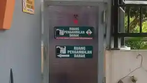 Ruang-pengambilan-sampel-dahak-salah-satu-fasilitas-untuk-menjaring-suspect-TBC.jpg