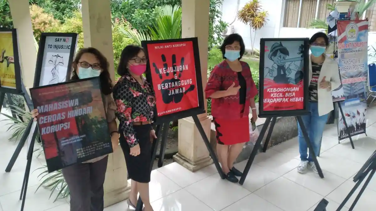 Tim Pengajar Matakuliah Pendidikan Anti Korupsi Polimdo Beri Edukasi dengan Cara Kreatif