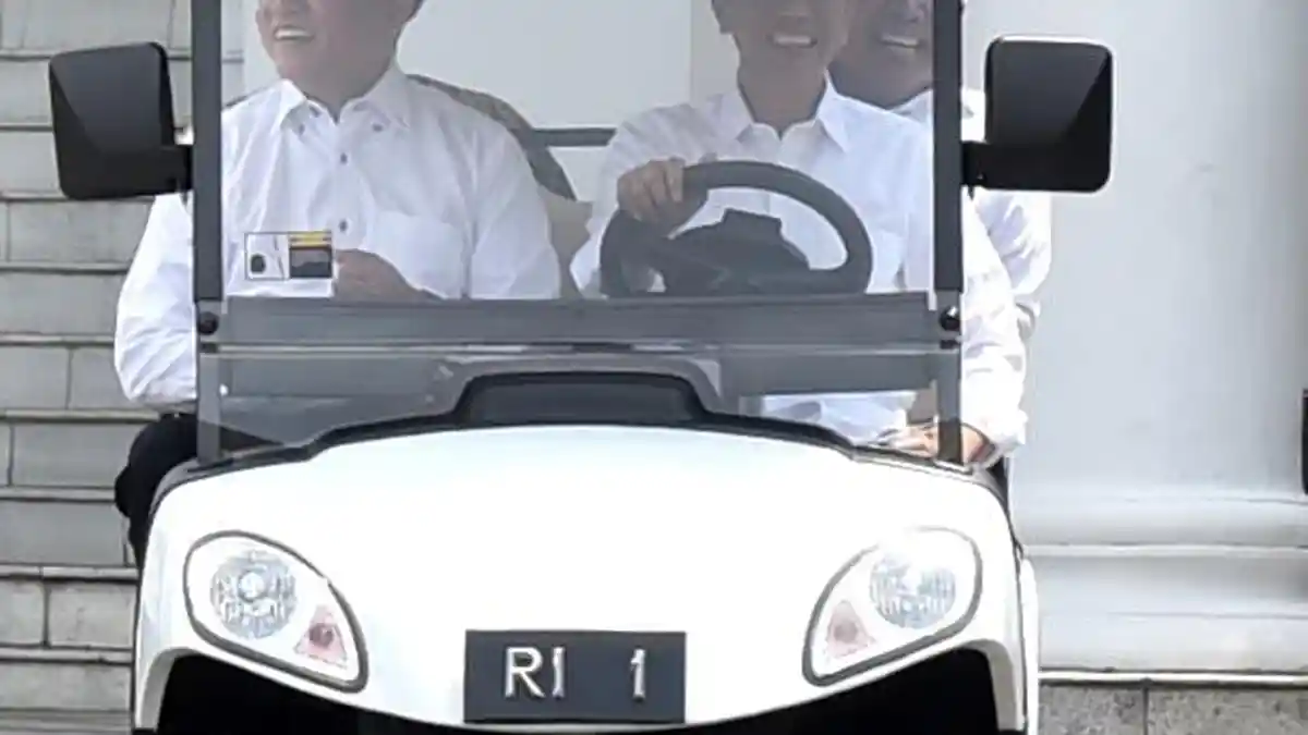 Yusril Ihza Mahendra - Jokowi Bukan Bahas Jatah Menteri, Terungkap Wacana Warga Asing Direksi BUMN