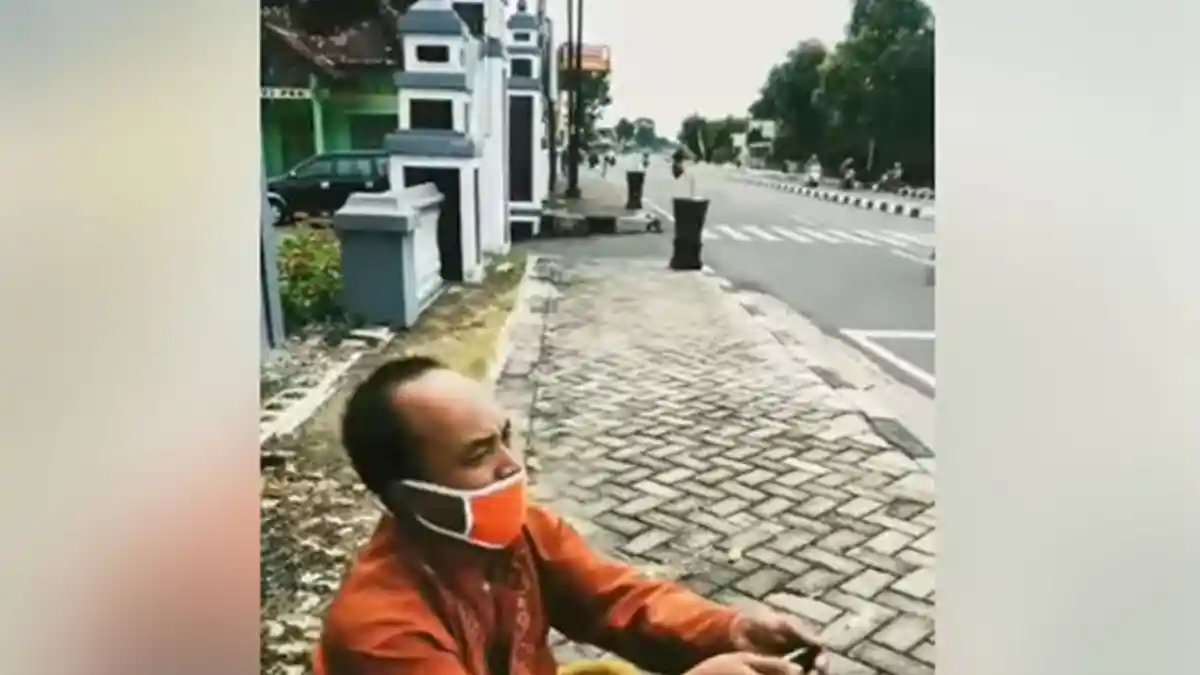 Tawarkan Blender di Jalan Demi Beli Beras, Pedagang Pentol Nangis: Barang yang Bisa Dijual Cuma Ini