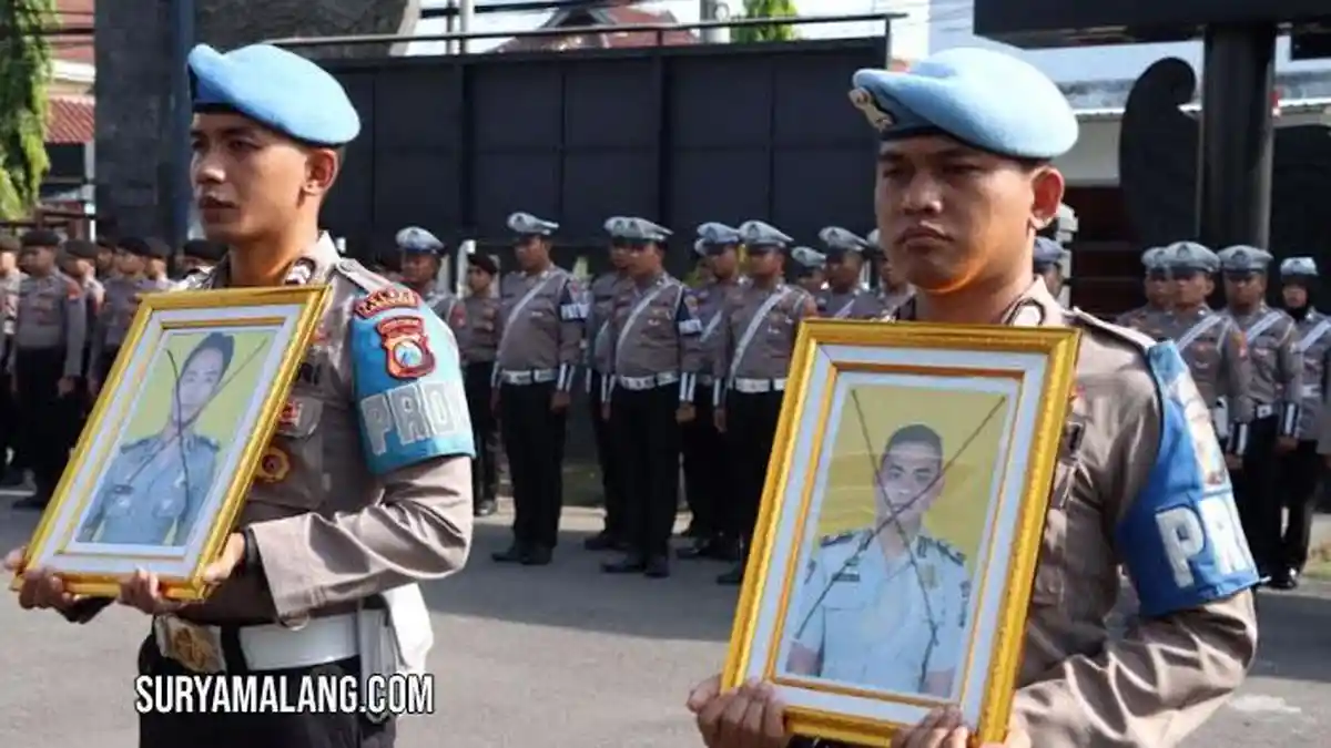 Alasan Polres Lamongan Pecat Bripka Bagus Adhianto dan Bripka Fransen ...