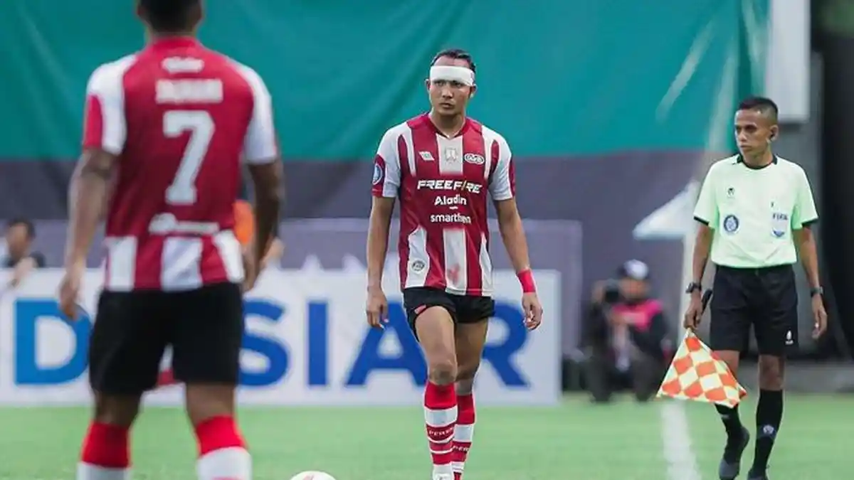 Persis Solo Imbang Lawan PSS Sleman, Kebobolan 5 Gol dalam Dua Laga, Leonardo Medina Pasang Badan