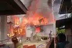 Breaking-News-Dua-Kecamatan-di-Palembang-Kebakaran-di-Silaberanti-4-Rumah-Hangus.jpg