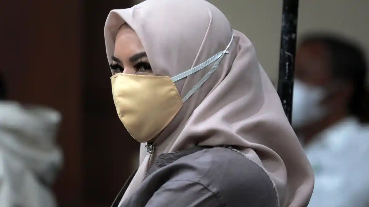 Eks Bupati Kukar Rita Widyasari dan Keponakan Bakal Bersaksi dalam Sidang  Azis Syamsuddin Hari Ini