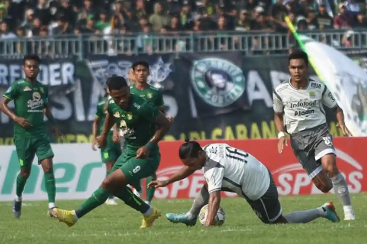 Berita Persebaya Hari Ini Populer:Aji Ungkap Biang Kebobolan, Luis Milla Beber Kunci Tahan Bajul Ijo
