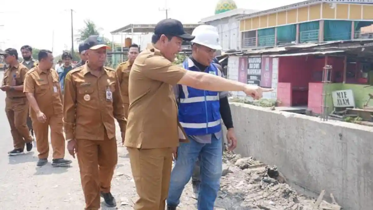Betonisasi Gedangan–Betro Sidoarjo Rp 23 Miliar, Subandi Minta Terintegrasi dengan Drainase