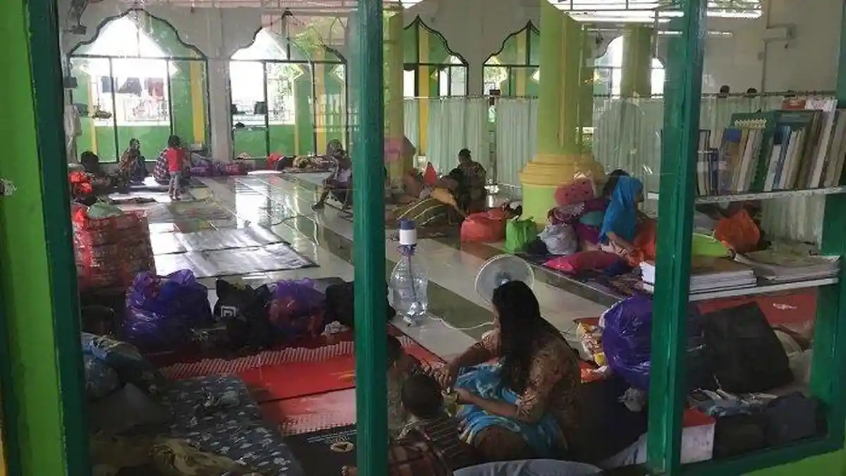 316 Korban Banjir Makassar Mengungsi di Kampus YPUP