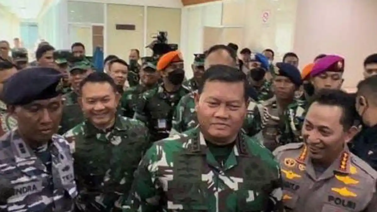 Jenderal Andika Absen, Laksamana Yudo Dikawal Kapolri dan 2 Jenderal ke DPR: Pertama dalam Sejarah