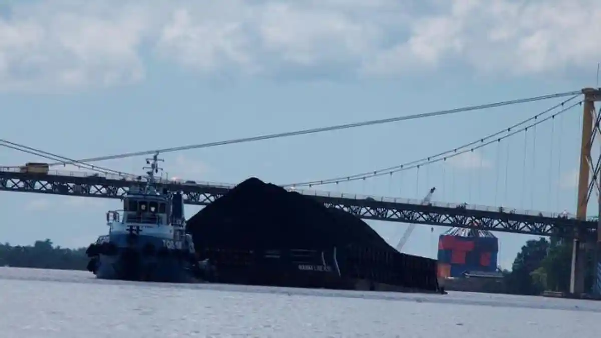 Pasca Batu Bara Tumpah di Perairan Muara Berau, Begini Tanggapan Kapolres Kukar