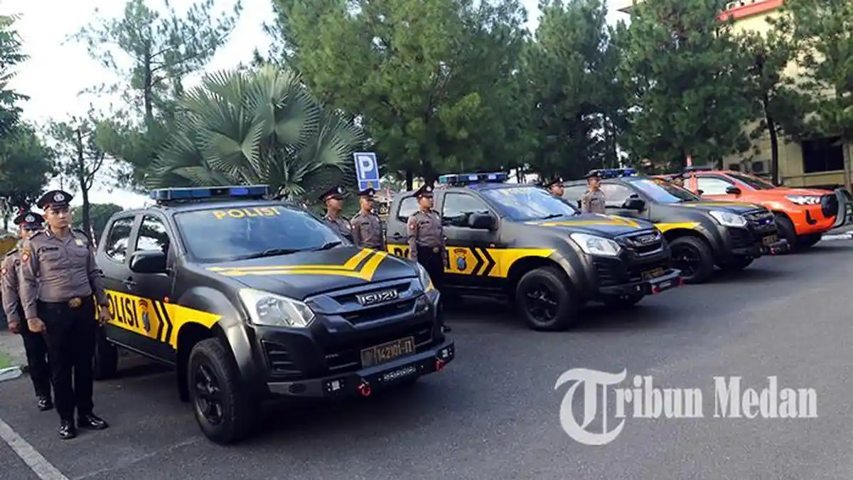 Berita Foto: Polda Sumut Meluncurkan Mobil Patroli Dengan Fitur Berteknologi Mutakhir dan Modern. - 24072023_LAUNCHING_MOBIL_PATROLI_DANIL_SIREGAR_1jpg.jpg