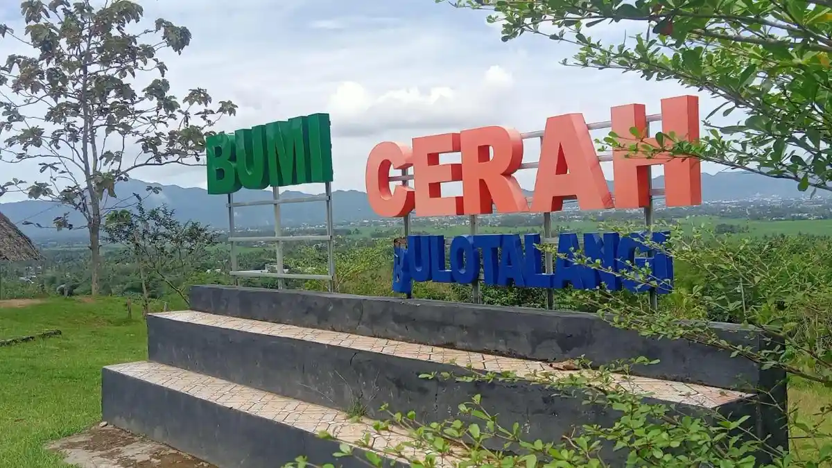 Bukit Bumi Cerah Bulotalangi Gorontalo, Destinasi Healing dengan Panorama Indah dan Udara Sejuk