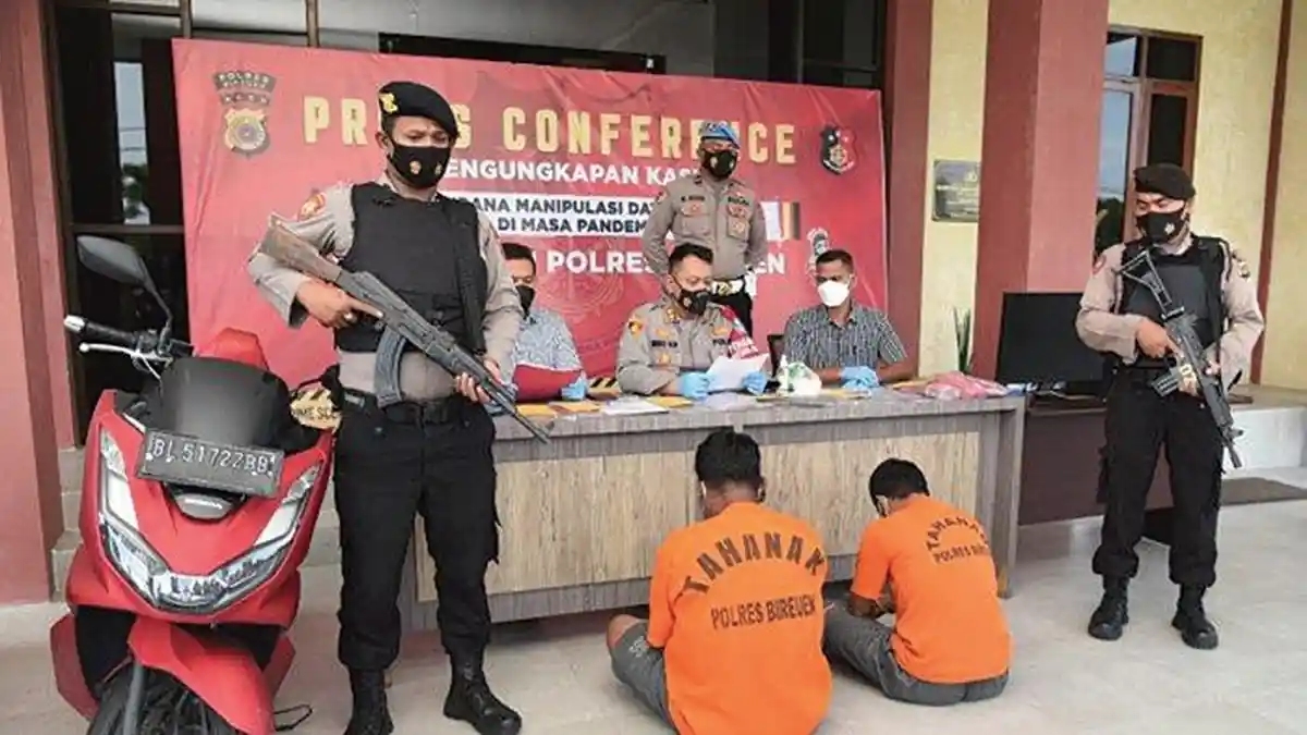 Terlibat Kasus ITE, Warga Peudada dan Samalanga Diringkus Polisi