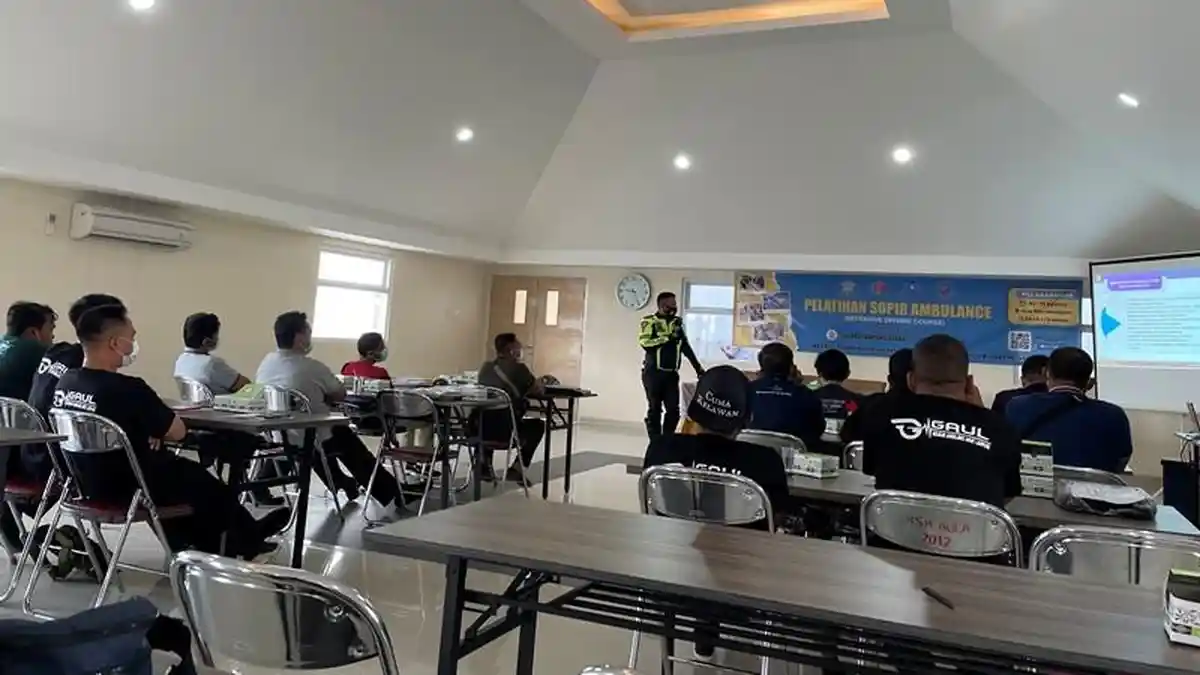 18 Pengemudi Ambulans di Lampung Utara Ikuti Pelatihan Keselamatan Berkendara