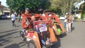 BECAK-LISTRIK-Sejumlah-tukang-becak.jpg