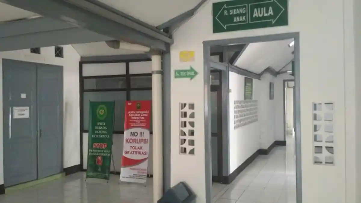 Remaja Tersangka Kasus Pembunuhan Anggota Bonek Jalani Sidang Pertama