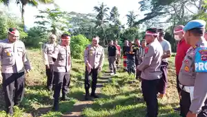 Polda-Bali-tanam-pohon-di-Desa-Suwat-Kecamatan-Gianyar.jpg