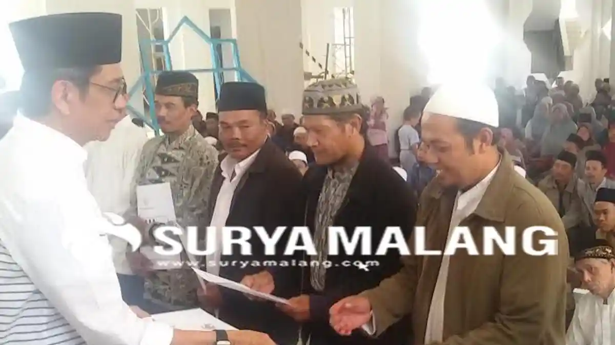 Eddy Rumpoko Bagi-bagi Uang ke Guru Ngaji dan Injil, Ini Jumlahnya