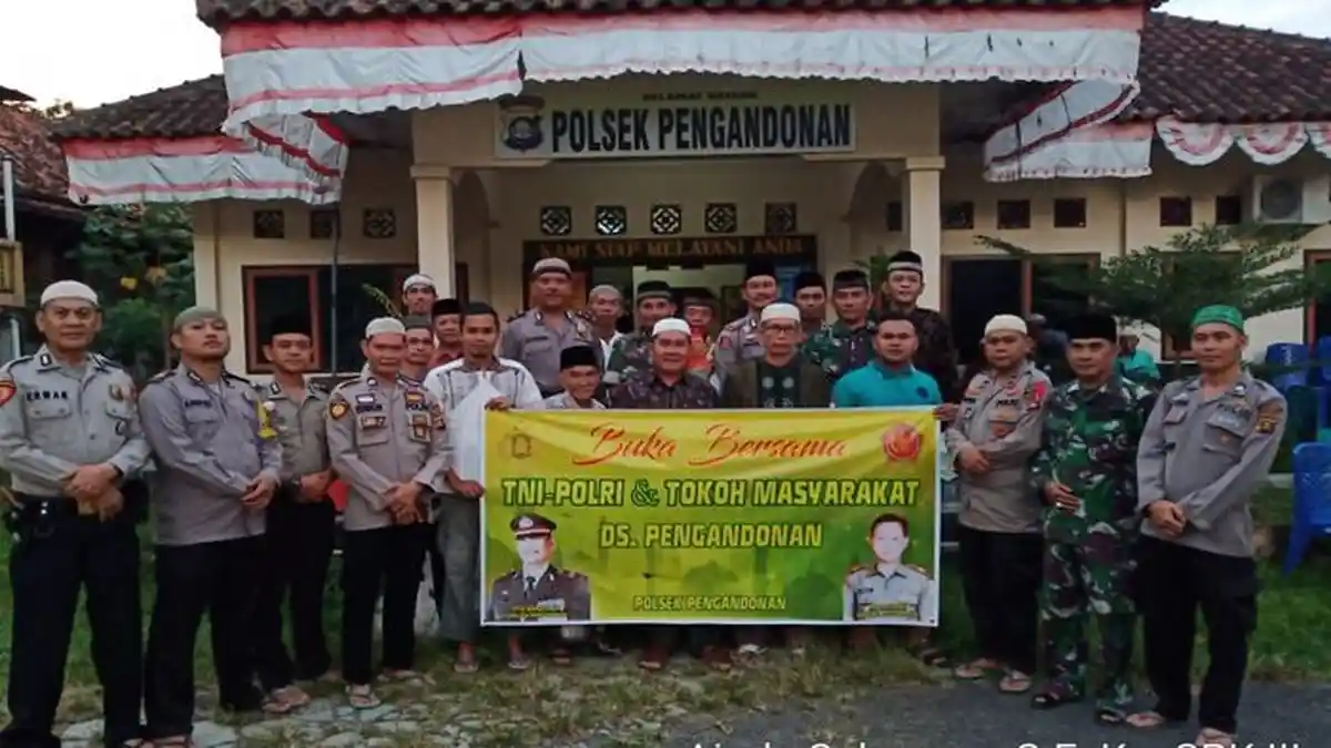 TNI dan Polri Unsur Tripika Gelar Buka Bersama Masyarakat Pengandonan OKU