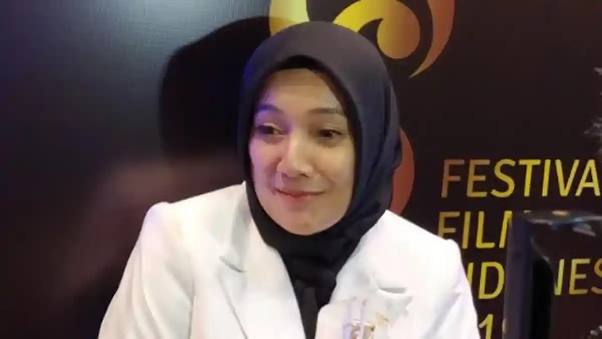Cut Mini Akhirnya Rasakan Tak Nyaman Hidup Dipoligami