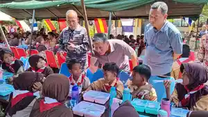 makan-bergizi-gratis-HUT-TNI-AL.jpg