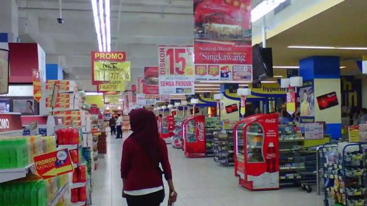 Promo JSM Giant Terbaru 7-10 Agustus 2020, Harga Hemat Lemari Plastik hingga Sandal Diskon 30 Persen
