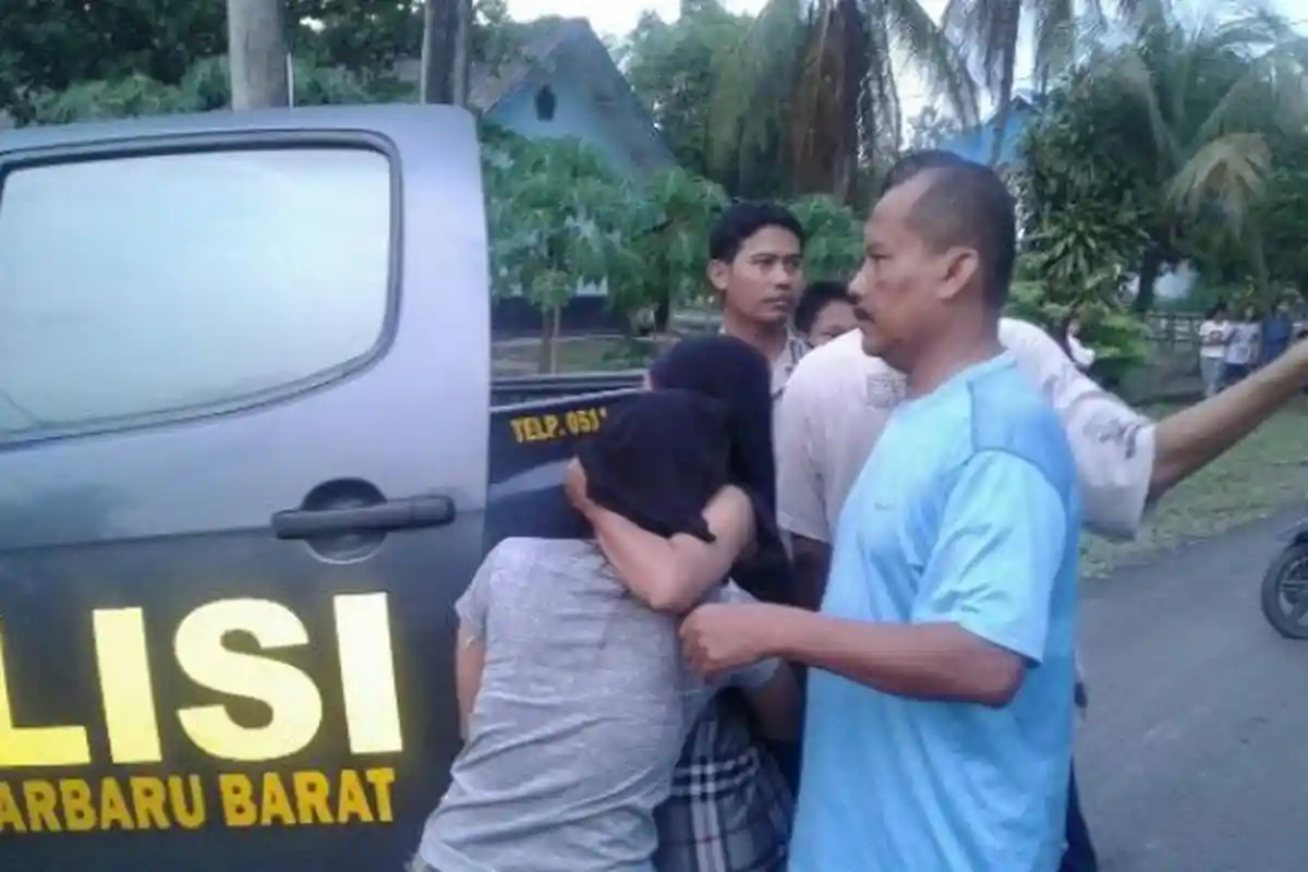 Kronologi Tertangkapnya Pasangan Mesum Tak Berbusana di Musala, Awalnya Hanya Mampir Lalu. . .