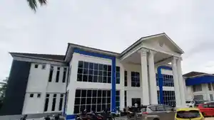 Kantor-Dinas-Pendidikan-dan-Kebudayaan-Kabupaten-Banggai-di-Kompleks-Halimun.jpg