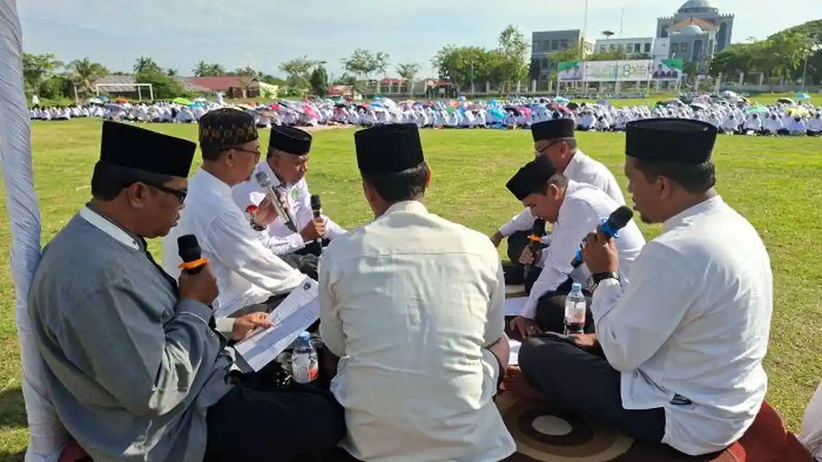 Ribuan ASN, Bupati dan Masyarakat Bireuen Bersatu dalam Zikir Akbar