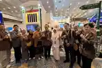 PAMERAN-UMKM-Wali-Kota-Yogyakarta-Hasto-Wardoyo-saat-berfoto-bersama.jpg