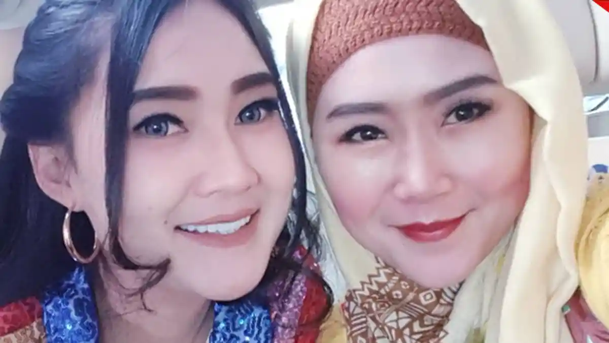 Ingat Bu Dendy Viral Sawer Pelakor? Kini Jadi YouTubers dan Kolaborasi Bareng Nella Kharisma
