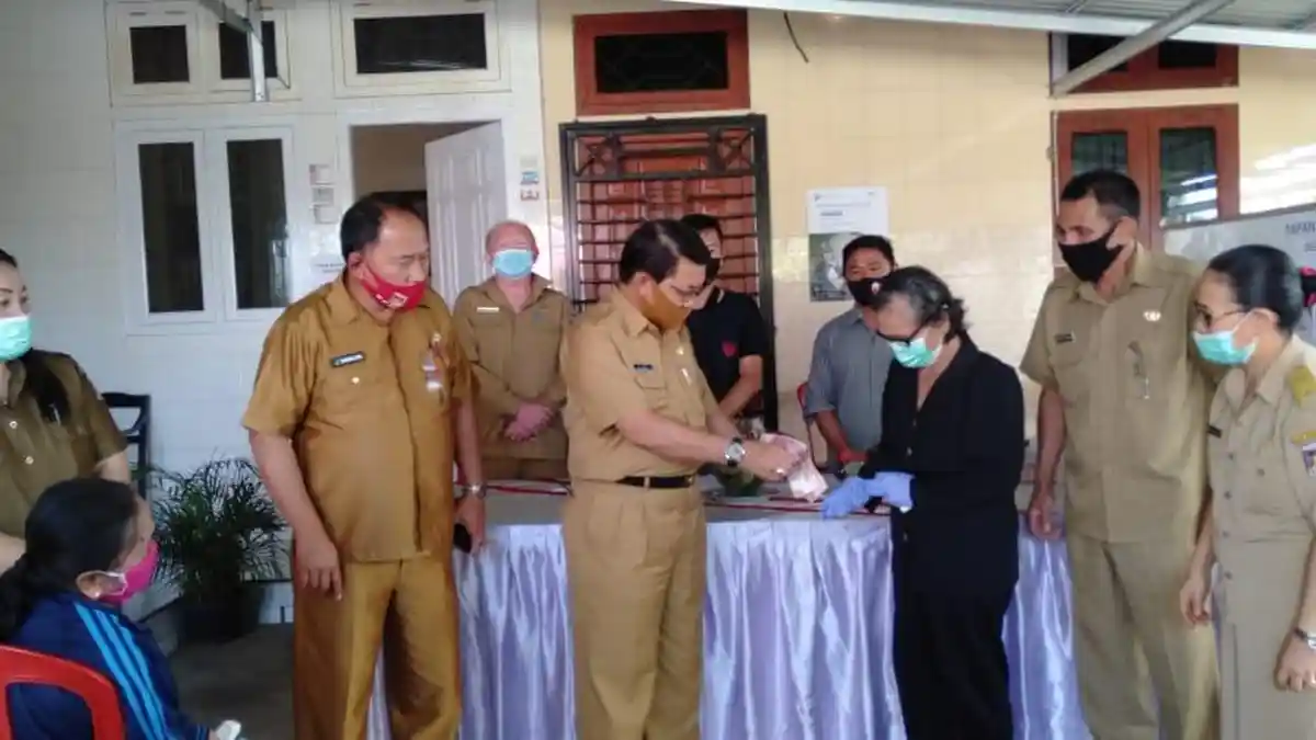 Sebanyak 94 KK di Desa Panasen Kakas Terima BLT