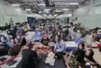 Mudik Naik KRI Makassar dari Balikpapan ke Surabaya