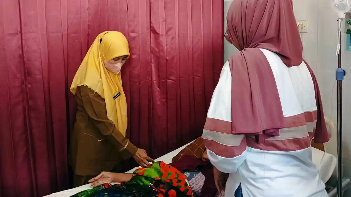 Lansia di Jember Harapkan Program Home Care untuk Mudahkan Akses Kesehatan - Surya.co.id