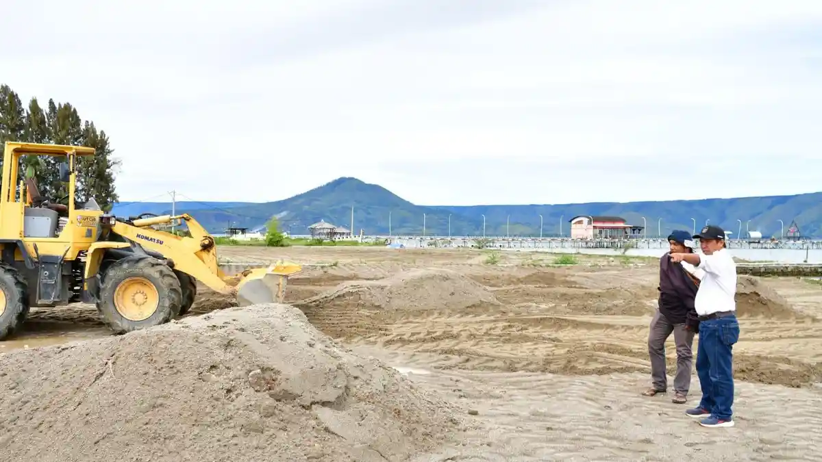 Pengerjaan Venue Voli Pasir untuk PON di Samosir Capai 70 Persen