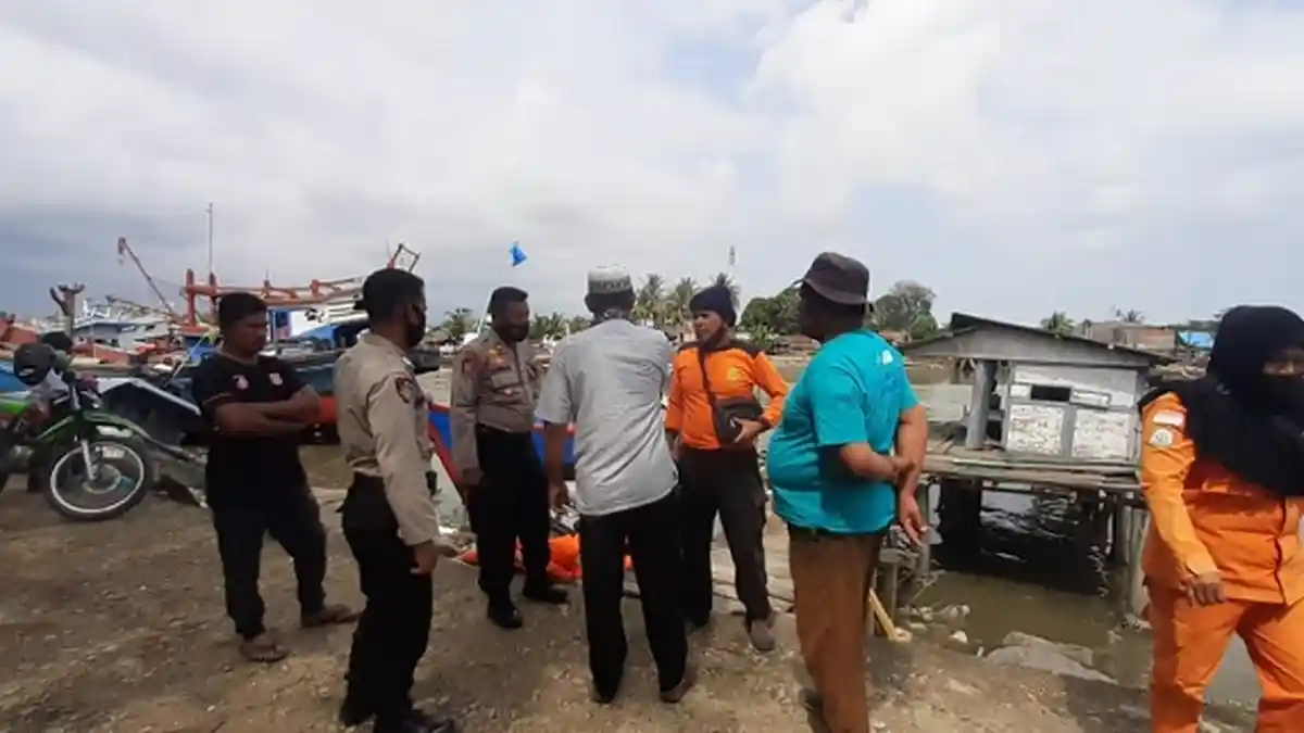 Tali Tersentak Saat Kapal Ditarik, ABK Jatuh ke Laut dan Hilang, Pencarian Terhalang Cuaca Ekstrim