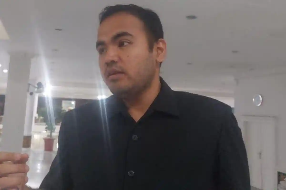 Perbaikan Jalan di Desa Sungai Saren Tidak Sesuai Kesepakatan, Dewan Jambi Minta Review Izinnya