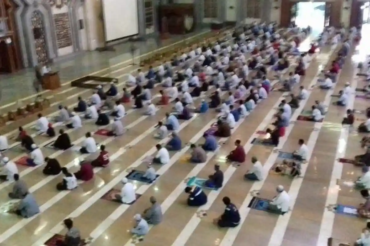 PSBB Jakarta Mulai Hari Ini, Masjid Raya Ditutup 